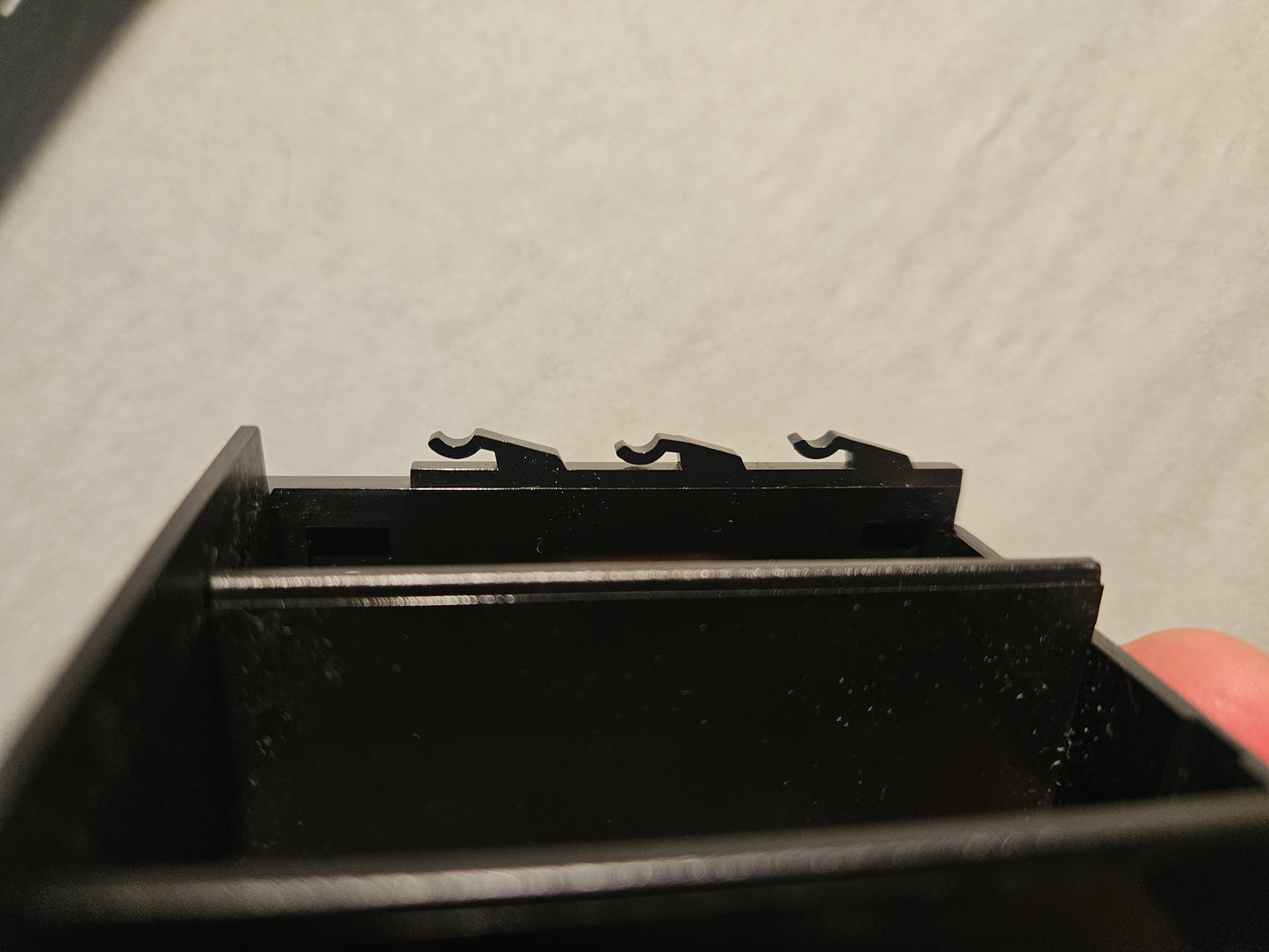 1973-1987(91) Left Side Air Conditioning Vent